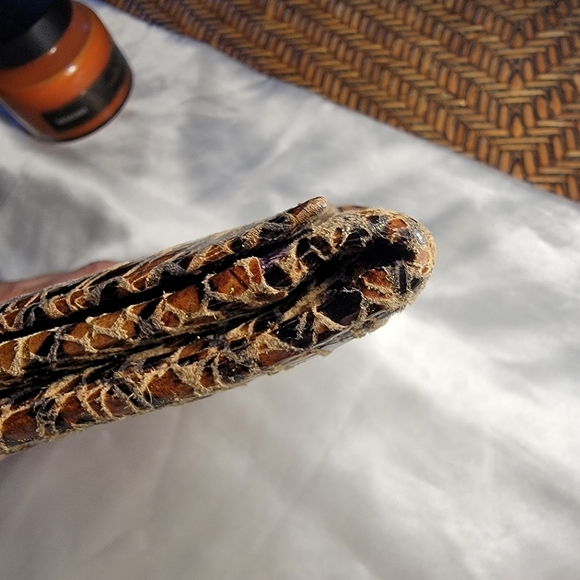 HOBO Maxine framed leather clutch wallet - Picture 11 of 12